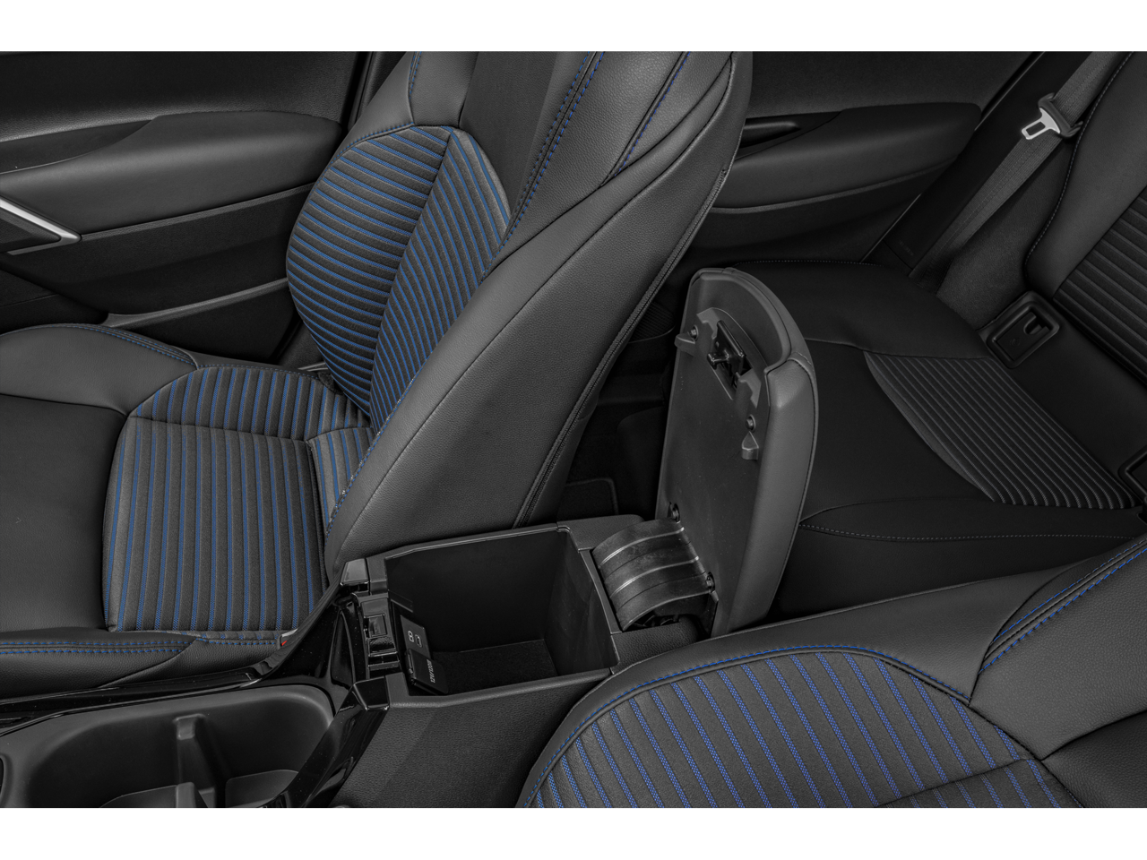 2024 Toyota Corolla Cross Hybrid XSE photo 3