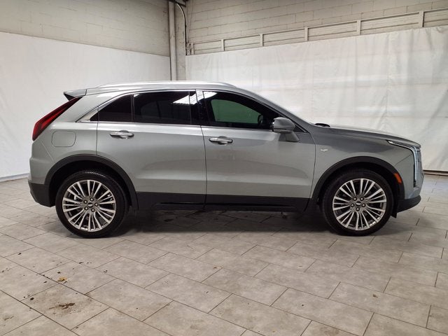 2024 Cadillac XT4 Premium Luxury