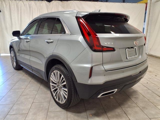 2024 Cadillac XT4 Premium Luxury