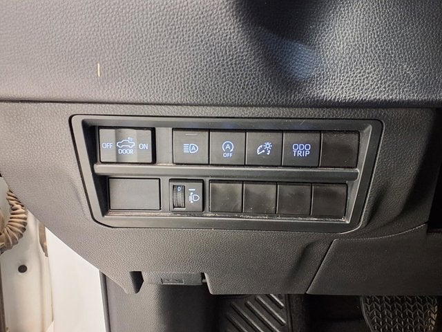 2023 Toyota Tundra 4WD SR5