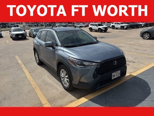 2024 Toyota Corolla Cross LE