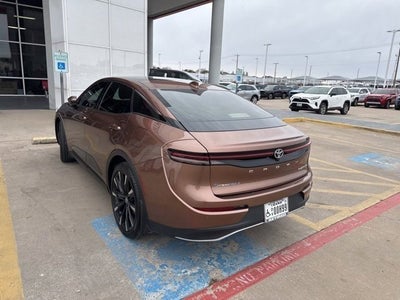 2025 Toyota Crown Platinum