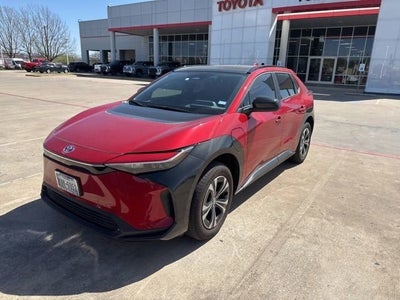 2025 Toyota bZ4X XLE
