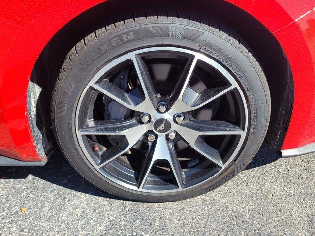 2021 Ford Mustang EcoBoost