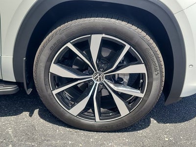 2024 Volkswagen Atlas 2.0T SEL Premium R-Line