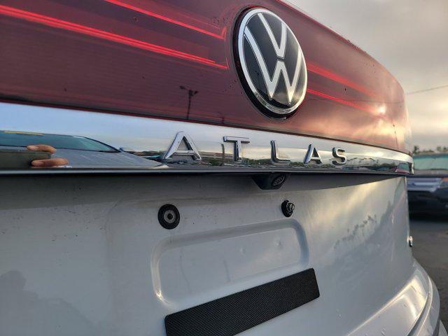 2024 Volkswagen Atlas Cross Sport 2.0T SE with Technology