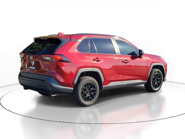 2020 Toyota RAV4 LE