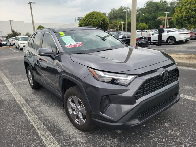 2025 Toyota RAV4 XLE