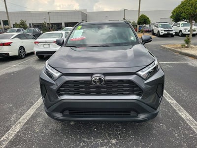 2025 Toyota RAV4 XLE