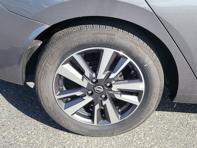 2025 Nissan Versa SV