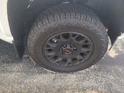 2025 Toyota Tacoma 2WD SR5