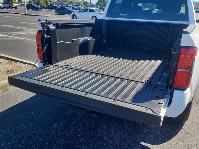 2024 Toyota TACOMA SR5 SR5