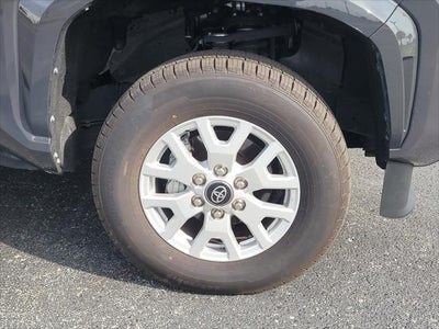 2024 Toyota TACOMA SR5 SR5