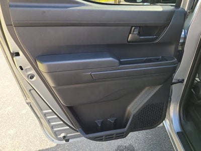 2025 Toyota Tacoma 4WD SR5