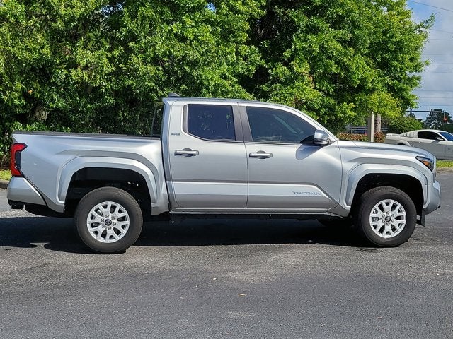 2025 Toyota Tacoma 4WD SR5