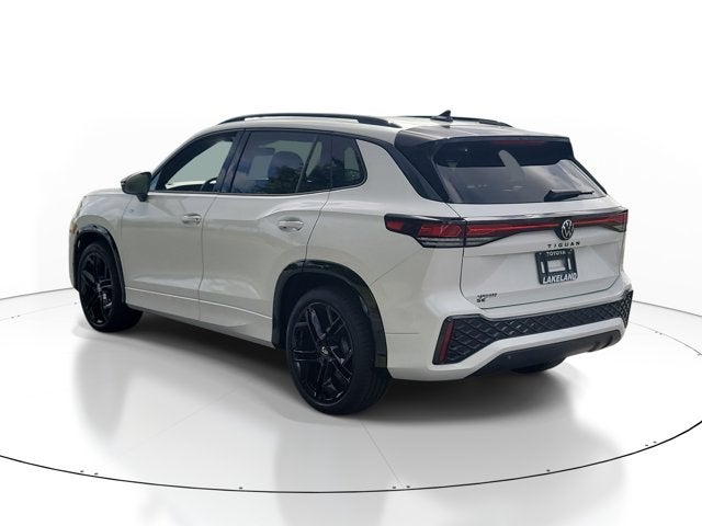 2025 Volkswagen Tiguan SE R-Line Black