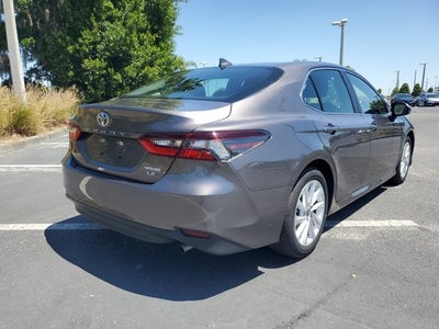 2022 Toyota CAMRY LE