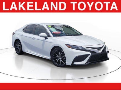 2024 Toyota Camry SE