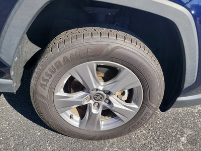 2022 Toyota RAV4 HYBRID Hybrid XLE