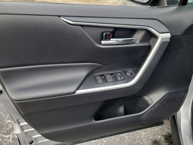 2022 Toyota RAV4 HYBRID Hybrid SE