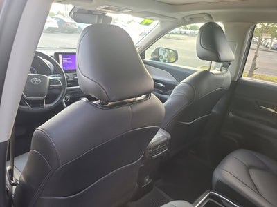 2024 Toyota GRAND HIGHLANDER Limited