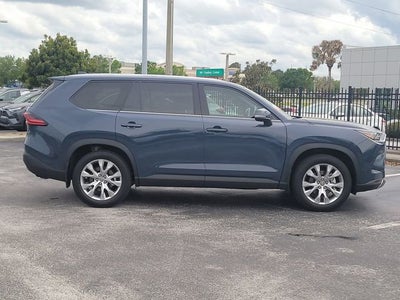 2025 Toyota Grand Highlander XLE