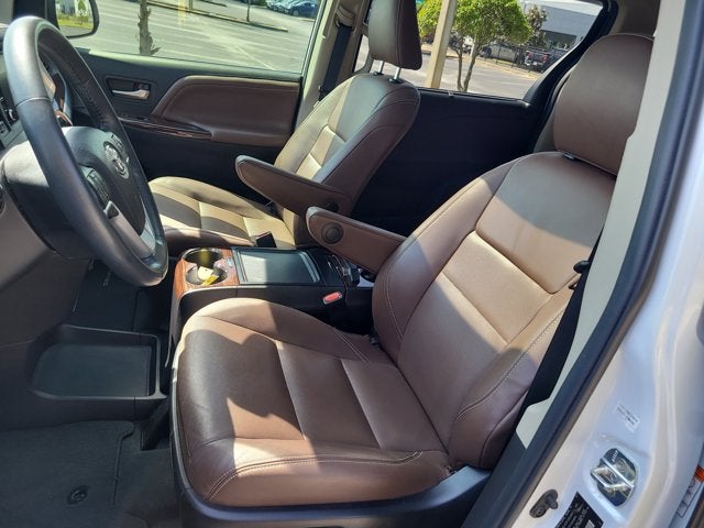 2019 Toyota SIENNA LTD PREM Limited Premium