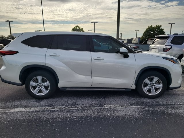 2021 Toyota Highlander LE