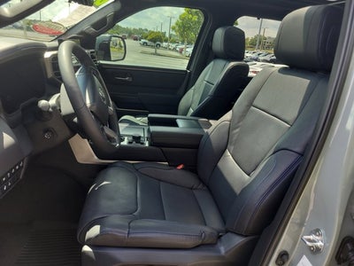 2026 Toyota TUNDRA 4X4 SR5