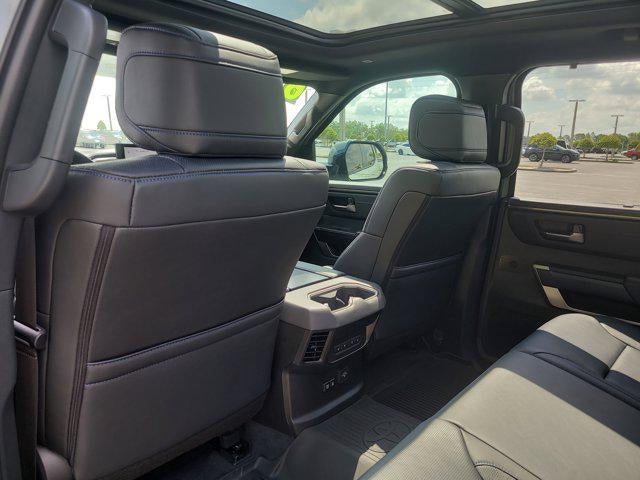 2026 Toyota TUNDRA 4X4 SR5