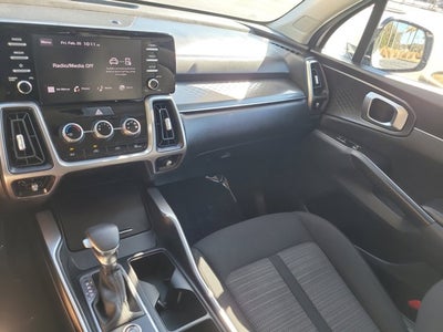 2023 Kia Sorento LX