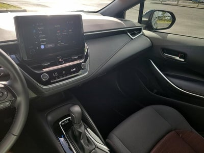 2025 Toyota COROLLA SE