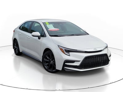 2025 Toyota COROLLA SE