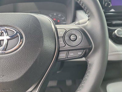 2025 Toyota COROLLA SE