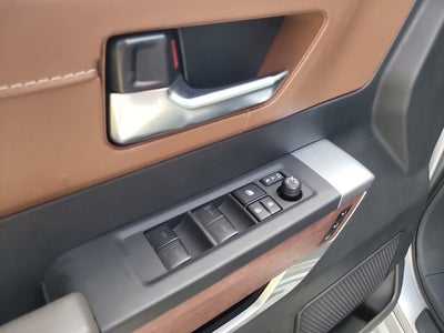 2025 Toyota SEQUOIA 4WD SR5