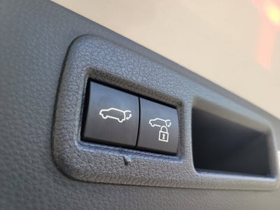 2023 Toyota Venza LE