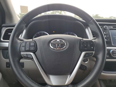 2018 Toyota HIGHLANDER XLE