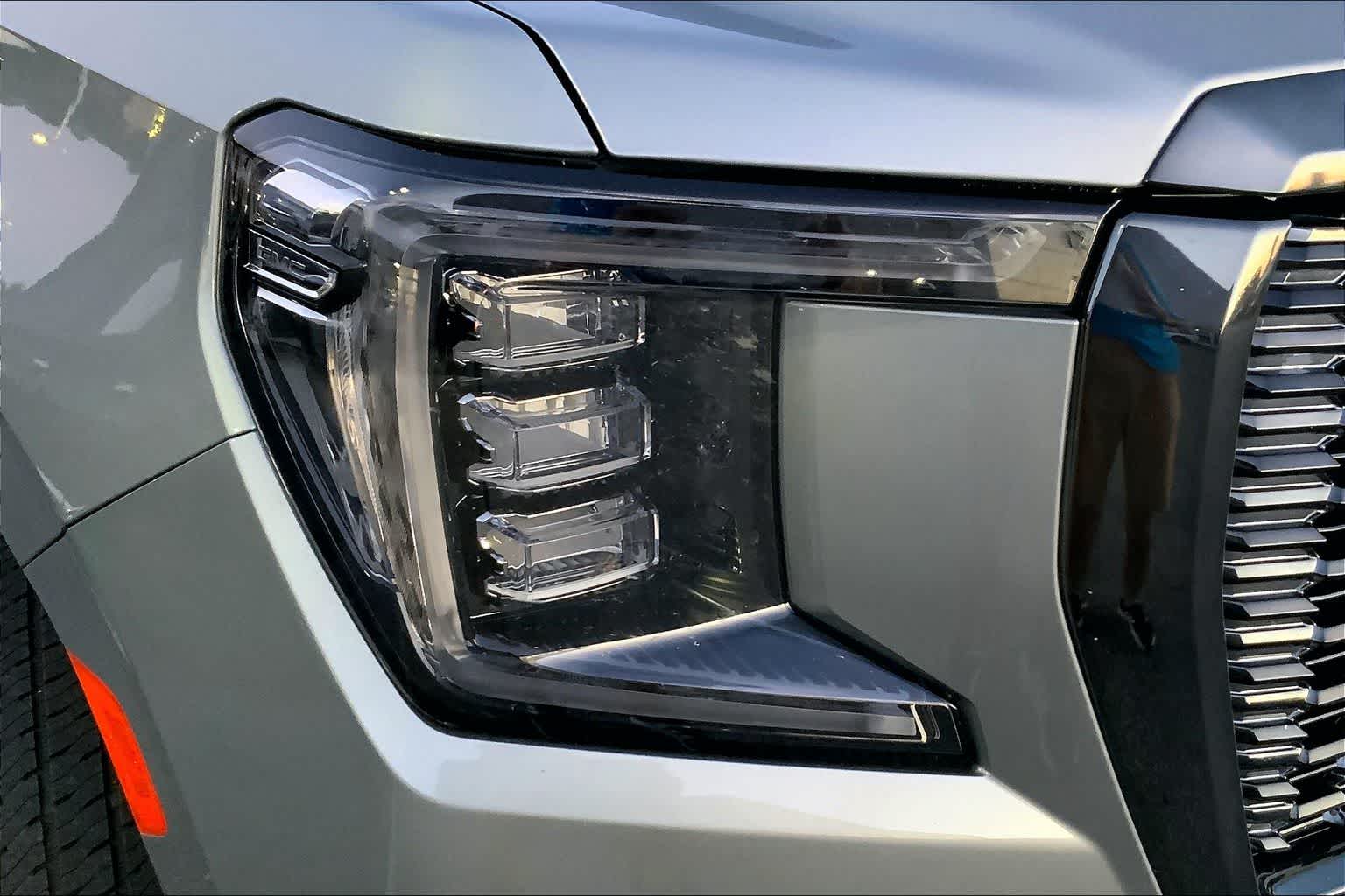 2023 GMC Yukon Denali Ultimate Denali Ultimate
