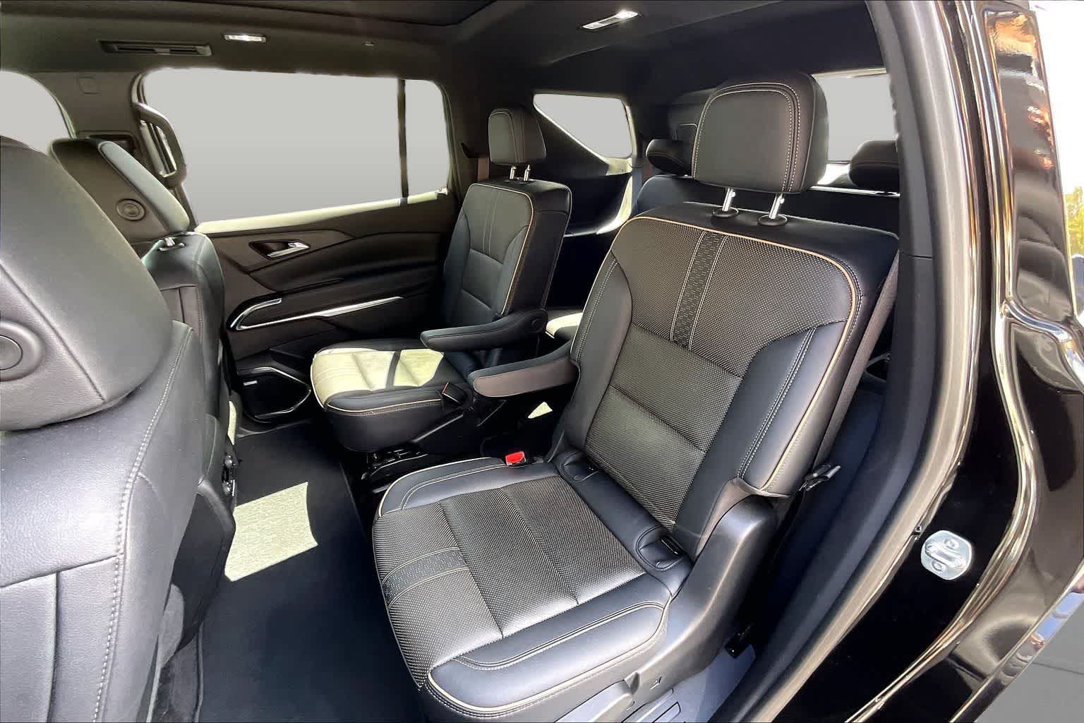 2025 Chevrolet Traverse FWD High Country