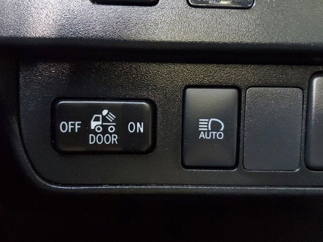 2022 Toyota Tacoma 2WD SR5