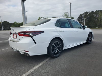 2024 Toyota Camry SE