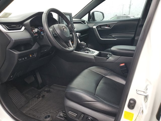 2022 Toyota RAV4 Hybrid SE