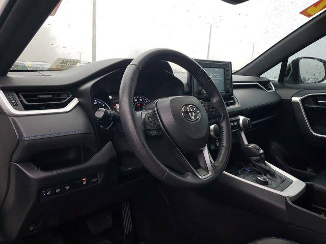 2022 Toyota RAV4 Hybrid SE