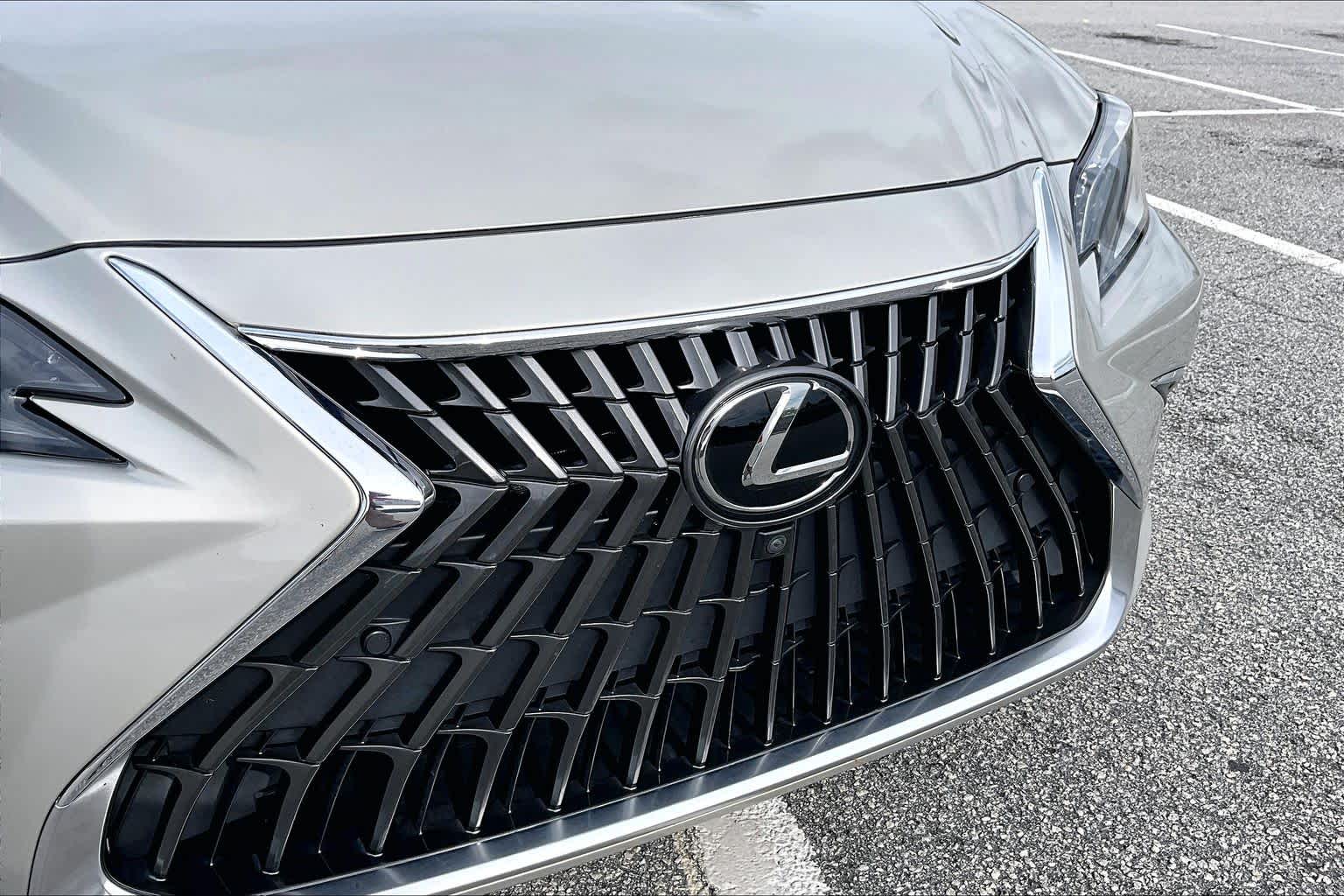 2022 Lexus ES ES 350 Ultra Luxury