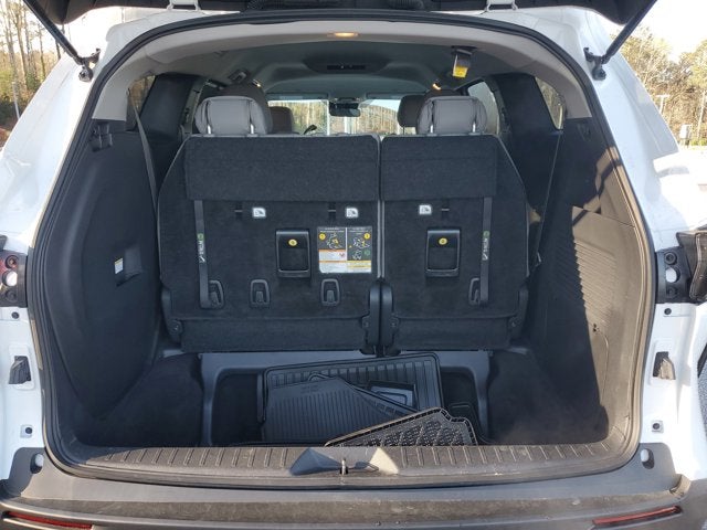 2025 Toyota Sienna LE