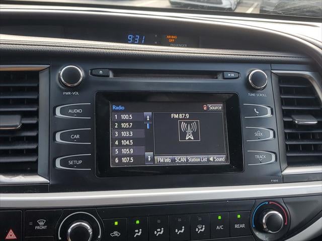 2019 Toyota Highlander LE