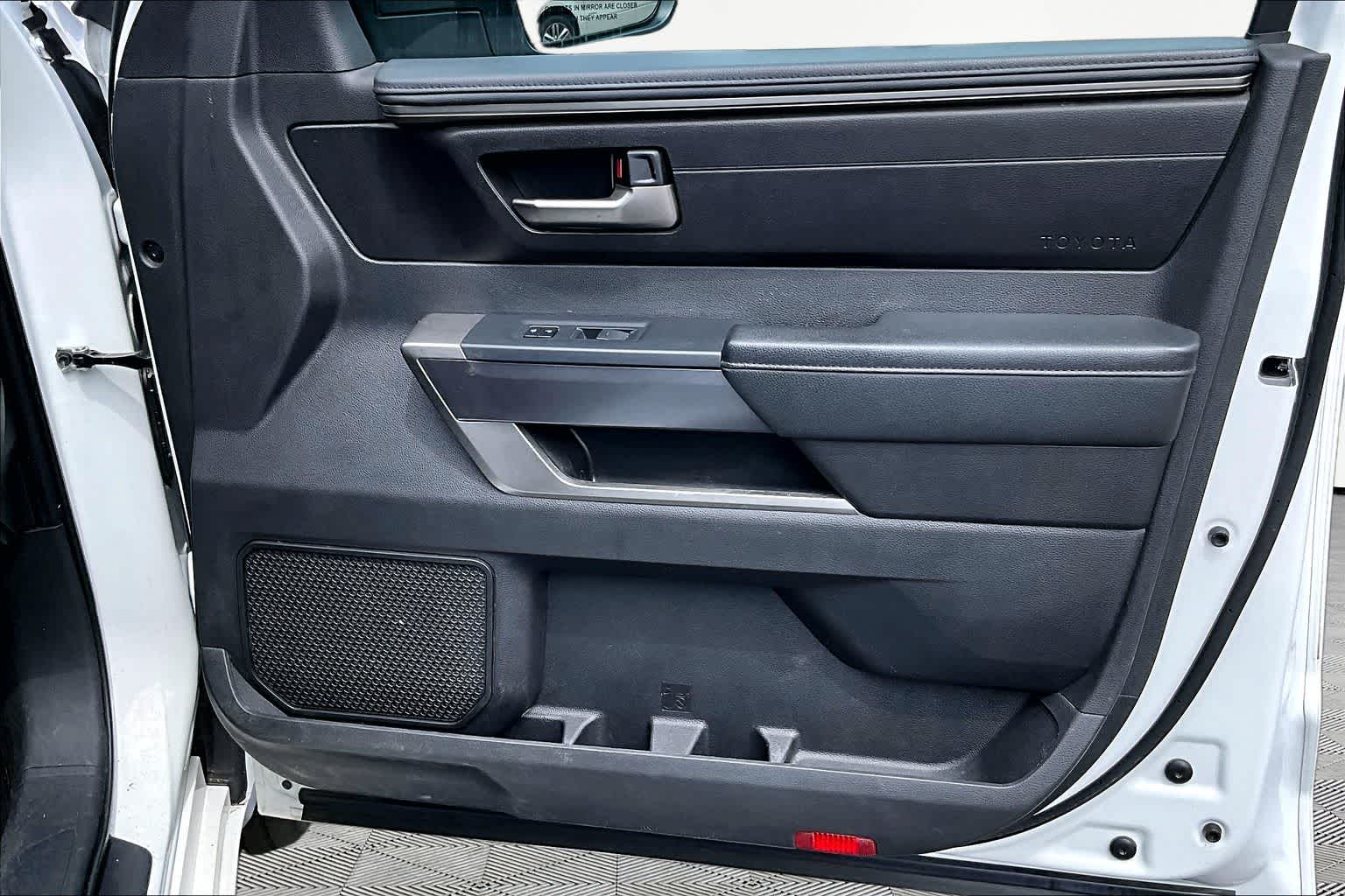 2025 Toyota Tundra 4WD SR5