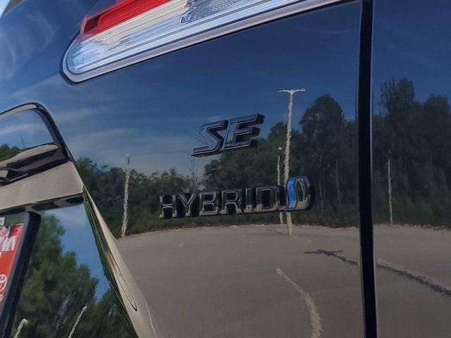 2024 Toyota Corolla Cross Hybrid SE