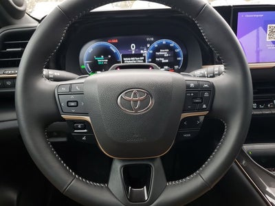 2025 Toyota Crown Signia Limited