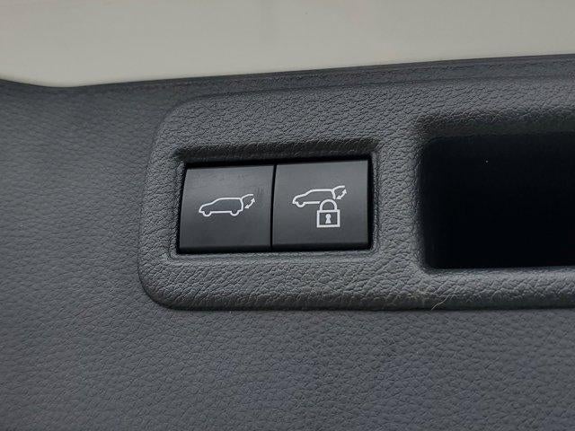 2022 Toyota Venza LE